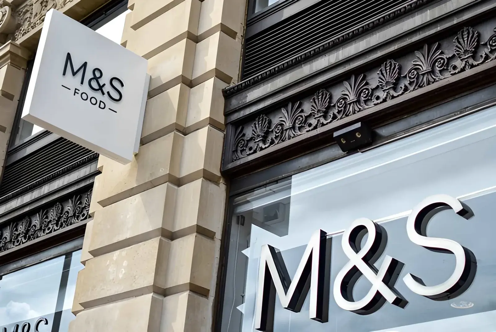 Projection Signs project completed by London Signage