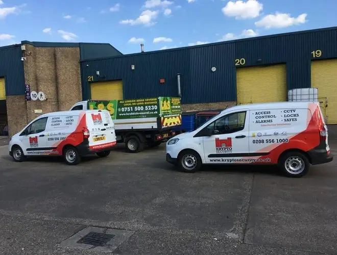 Fleet Graphics London service