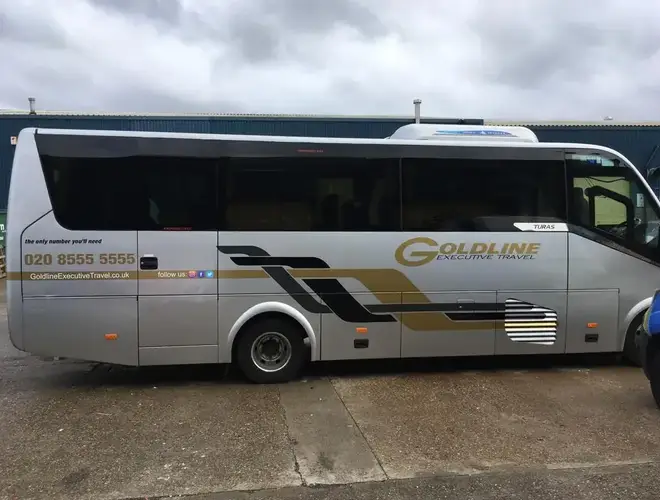 Coach Graphics London service